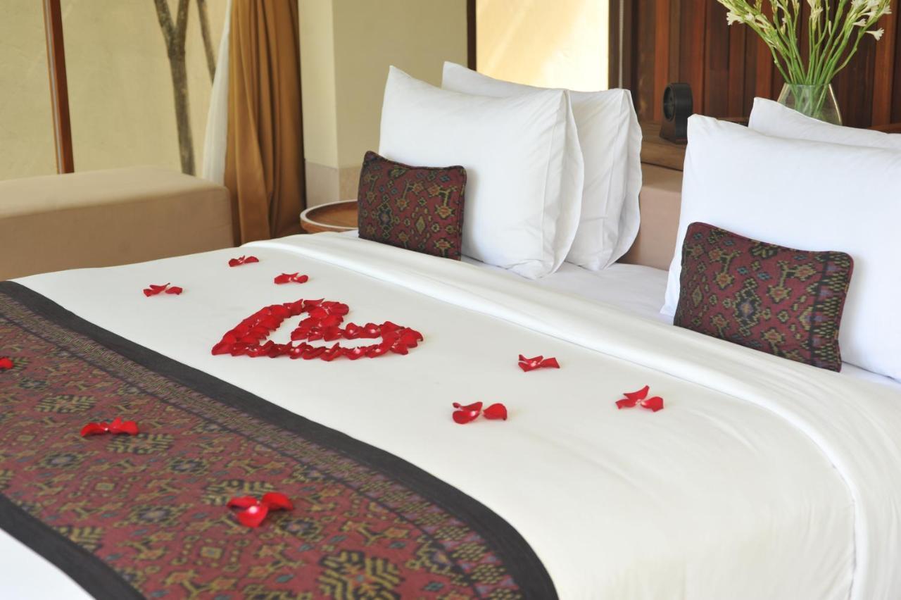 โกมาเนกา แอท เกรามาส บีช Hotel เกอรามัส ภายนอก รูปภาพ